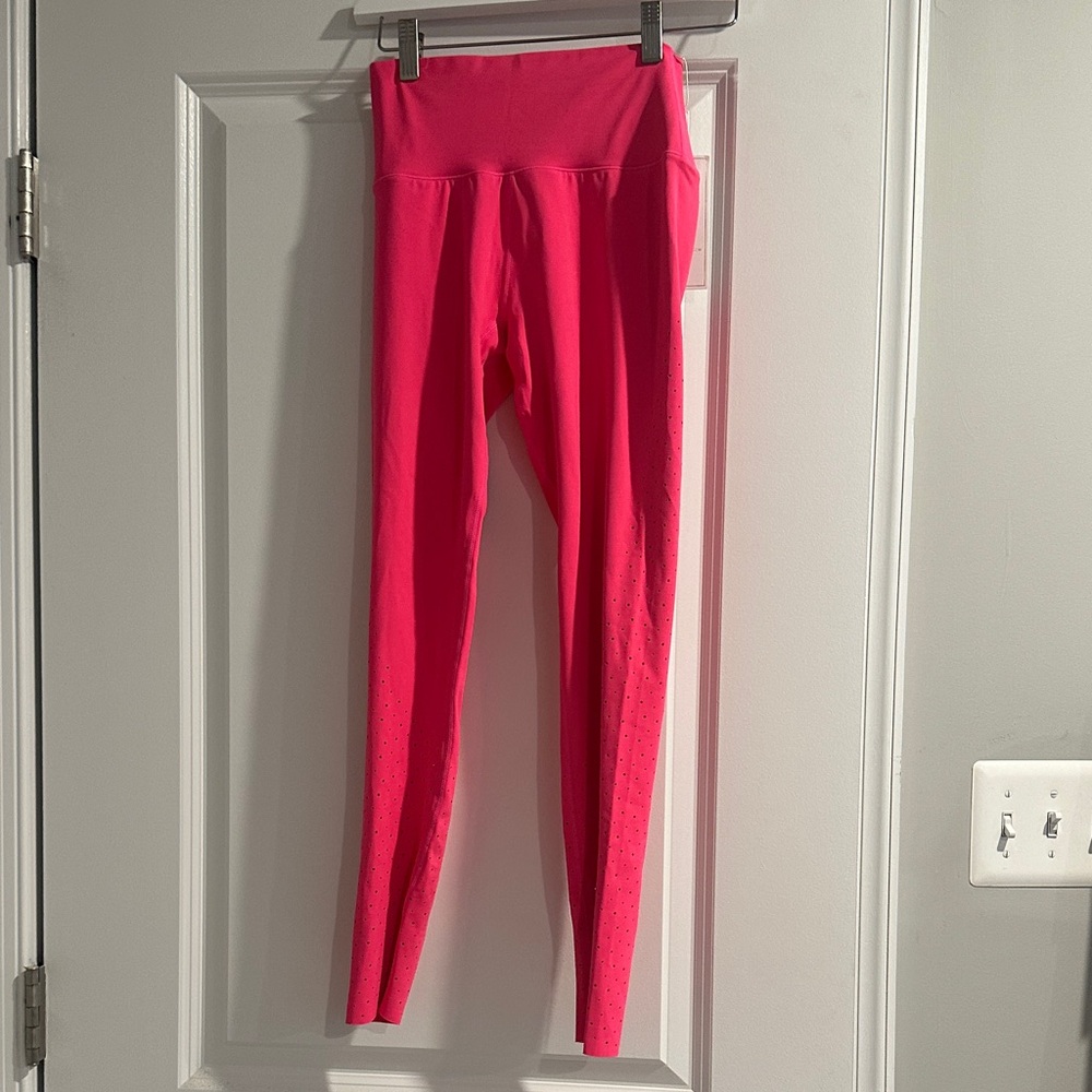 Women's workout leggings